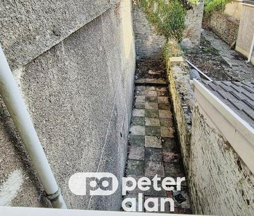 2 bedroom property to rent - Photo 3