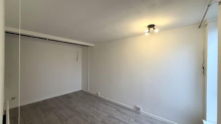 Bostocke Close, Laindon, Basildon - Photo 5