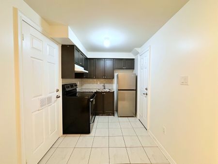 For Lease - 62 Beaver Avenue Unit# Bsmt, Toronto, Ontario - Photo 2