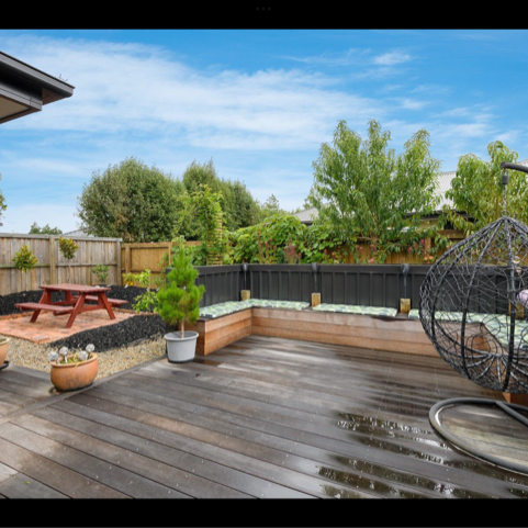 Furnished Executive Home - room for all the toys - Photo 1