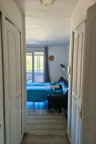 Location appartement studio 27 m² Hyères - Photo 5