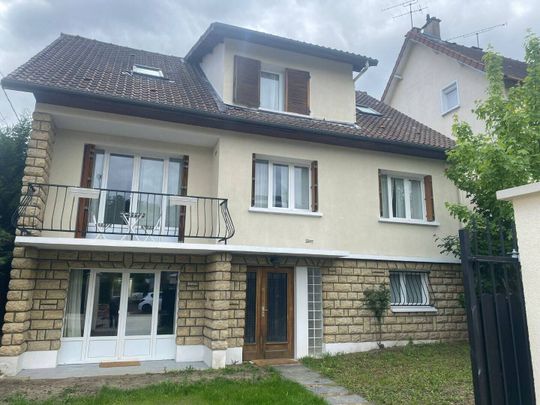STUDIO en Coliving Dans Maison Saint Cyr L Ecole - Photo 1
