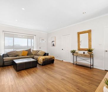 617 Laurie Street, Golden Point - Photo 6