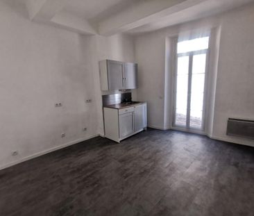 Location Appartement 2 pièces 35m² LE MUY 83490 - Photo 2