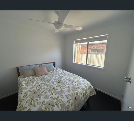 35 Kendall Drive, Hamilton Valley, NSW 2641 - Photo 5