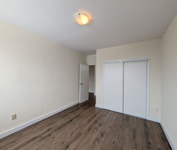 For Lease - 57 Parkwoods Village Drive Unit# 512, Toronto, Ontario - Photo 5