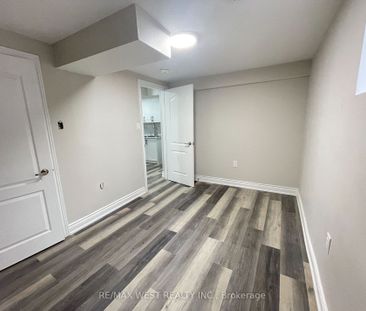 Semi-Detached Home For Lease | W8091256 - Photo 2