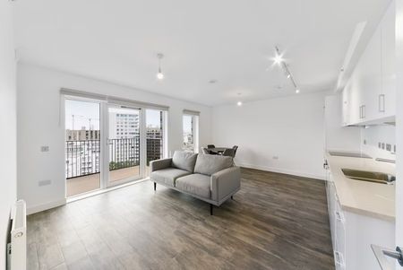3 bedroom apartment - Photo 2