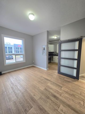 For Lease - 259 Clarence Street, London East, Ontario - Photo 4