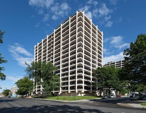 Les Habitats Apartments | 440 Père-Marquette, 435 Chemin Ste-Foy, Quebec - Photo 1