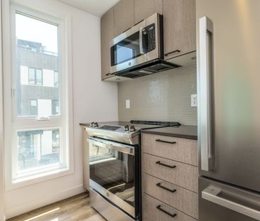 For Lease - 30 Ed Clark Gardens Unit# 2, Toronto, Ontario - Photo 2