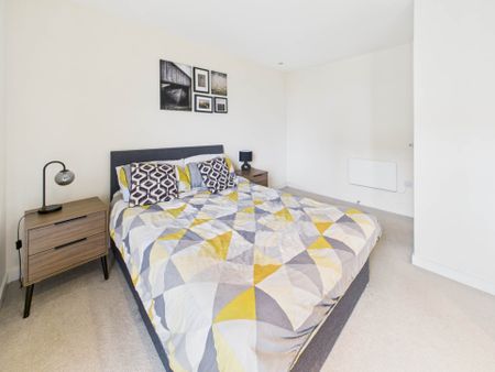 Price £1,095 pcm - Available Now - Unfurnished - Photo 5