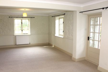 Acre House, 14 Sussex Farm, PE31 8JY - Photo 2