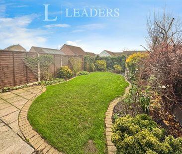 3 bedroom house to rent Kingsman Drive, Clacton-on-Sea, Essex, CO16 - Photo 6