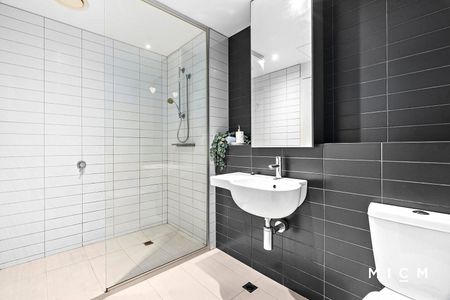 3204/200 Spencer Street - Photo 2