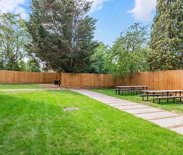 Studio to rent - Photo 5