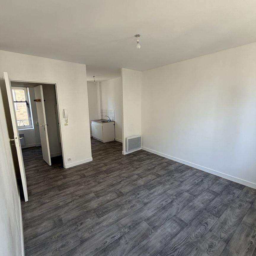 Location Appartement 2 pièces 31m² LA FERTE MACE 61600 - Photo 1