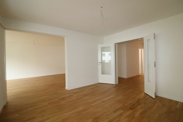 Fürstenrain Oberwil - moderne 5 1/2-Zimmer-Familienwohnung im 2.OG - Foto 1