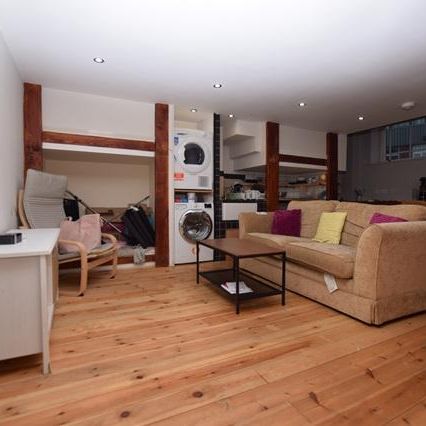 3 bedroom apartment to rent - Photo 1