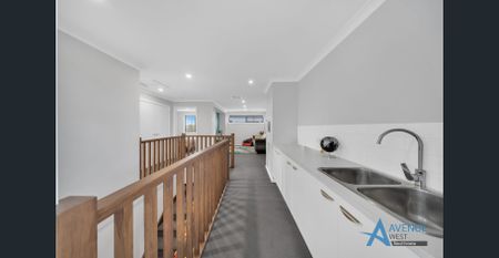 11 Warrigal Drive, Aintree, Vic 3336 - Photo 4