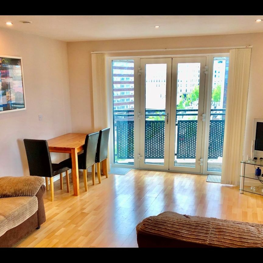 2 Bed Flat, Masshouse Plaza, B5 - Photo 1