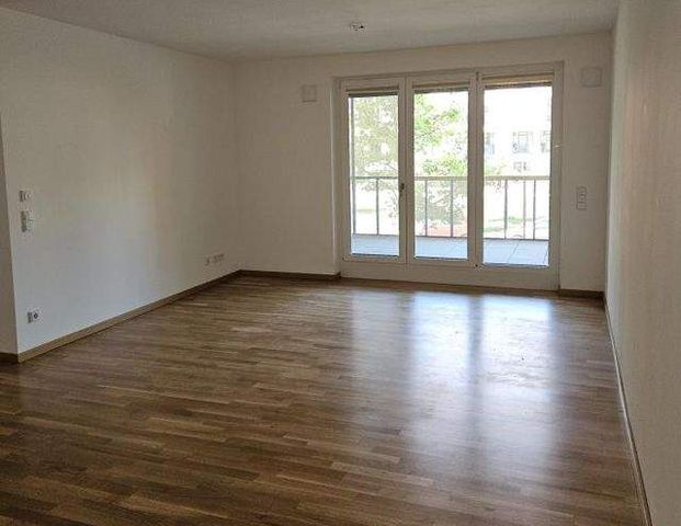 Moderne Wohnung mit schicker EBK und Fußbodenheizung! - Foto 1