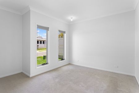 20 Eagle Circuit, Burpengary East QLD 4505 - House For Rent - $750 | Domain - Photo 3