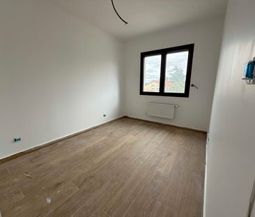 Appartement Saint Priest 3 pièce(s) 62.7 m2, - Photo 3