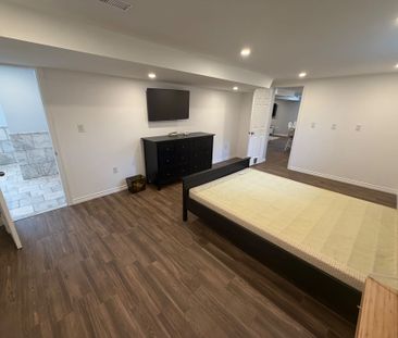 For Lease - 15 SPRINGHEAD (LOWER) Gardens, Welland, Ontario - Photo 4
