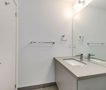 For Lease - 297 Oak Walk Drive Unit# 1910, Oakville, Ontario - Photo 5