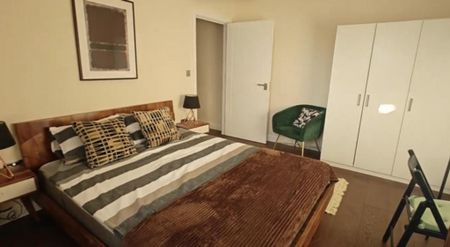 4 bedroom flat share to rent - Photo 3