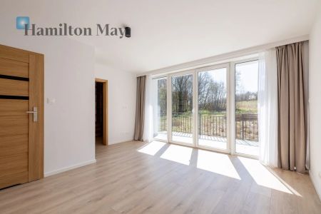 Elegancki dom w Lusinie - nowoczesna nieruchomość z dużym ogrodem - Фото 5