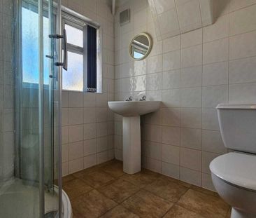 Rodlington Avenue - Photo 4