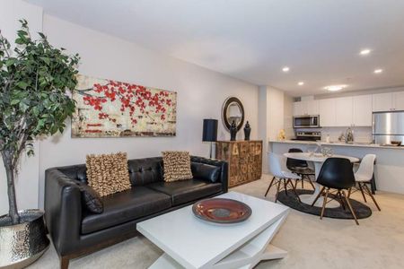 Westside Crossing - Photo 4