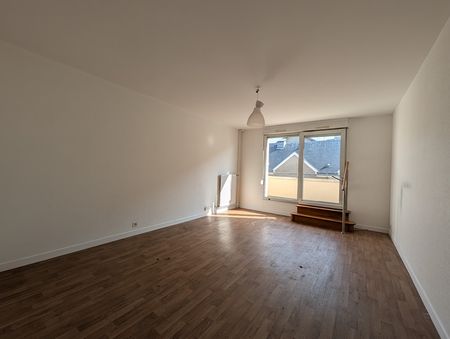 Location Appartement 2 pièces 47m² TROYES 10000 - Photo 2