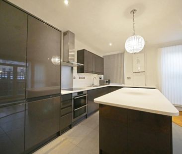 2 bedroom ground floor flat to rent - Photo 5