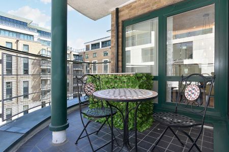 2 bedroom flat to rent - Photo 3