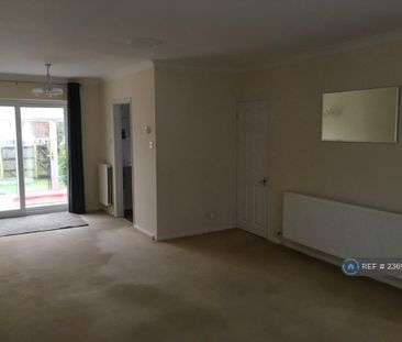 3 bedroom terraced house to rent - Photo 6