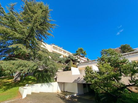 Spacieux studio avec balcon à louer - Photo 5