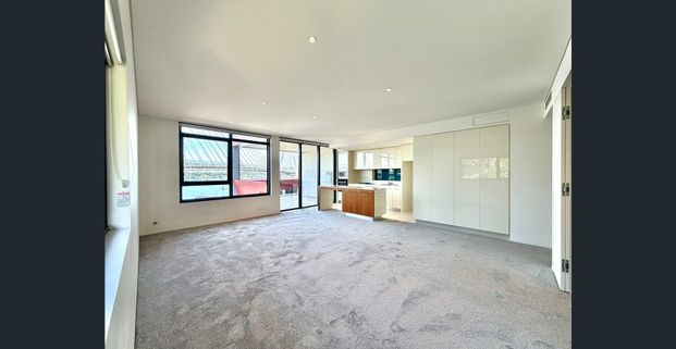 125sqm Luxury Living in Jackson Landing Precinct. - Photo 1