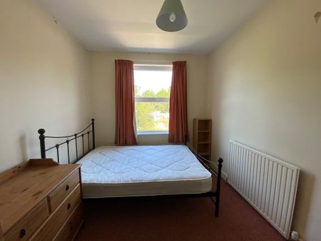 4 bedroom semi-detached house to rent - Photo 5