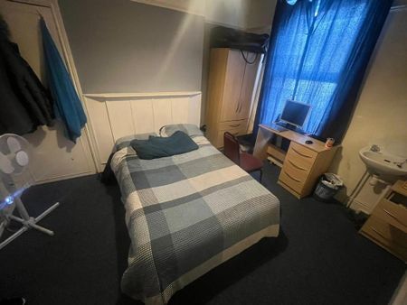 5 bedroom house share to rent - Photo 3