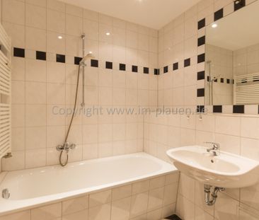 2,5 Zimmer plus Arbeitszimmer - 1.OG mit Balkon - modernes Badezimm... - Photo 1