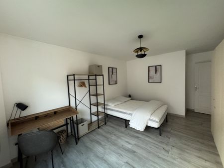 Location Appartement 3 pièces 85m² HOMECOURT 54310 - Photo 5