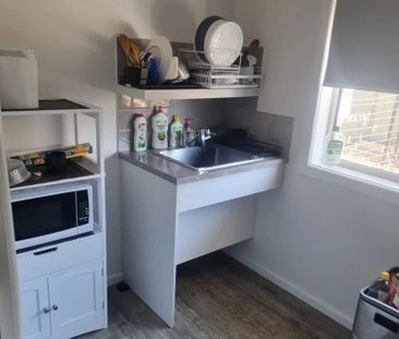 Flora Hill - Photo 6