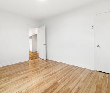 10464 Av. Plaza - Photo 3