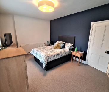 Church Terrace, Llanharan, PONTYCLUN - Photo 4