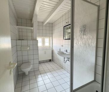 Gemütliche Dachgeschosswohnung in einer Zwickauer Altbauvilla - Photo 4
