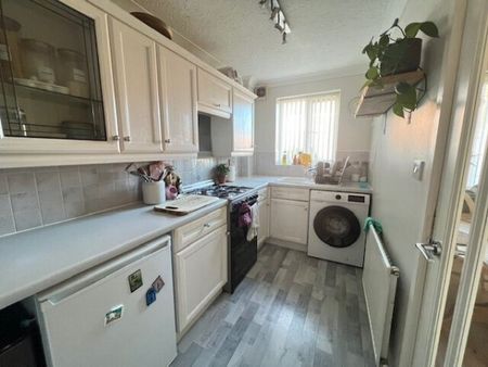 Springfields, Llanelli, SA15 - Photo 4