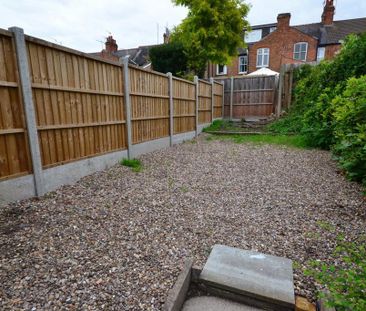 4 bedroom terraced house to rent - Photo 2
